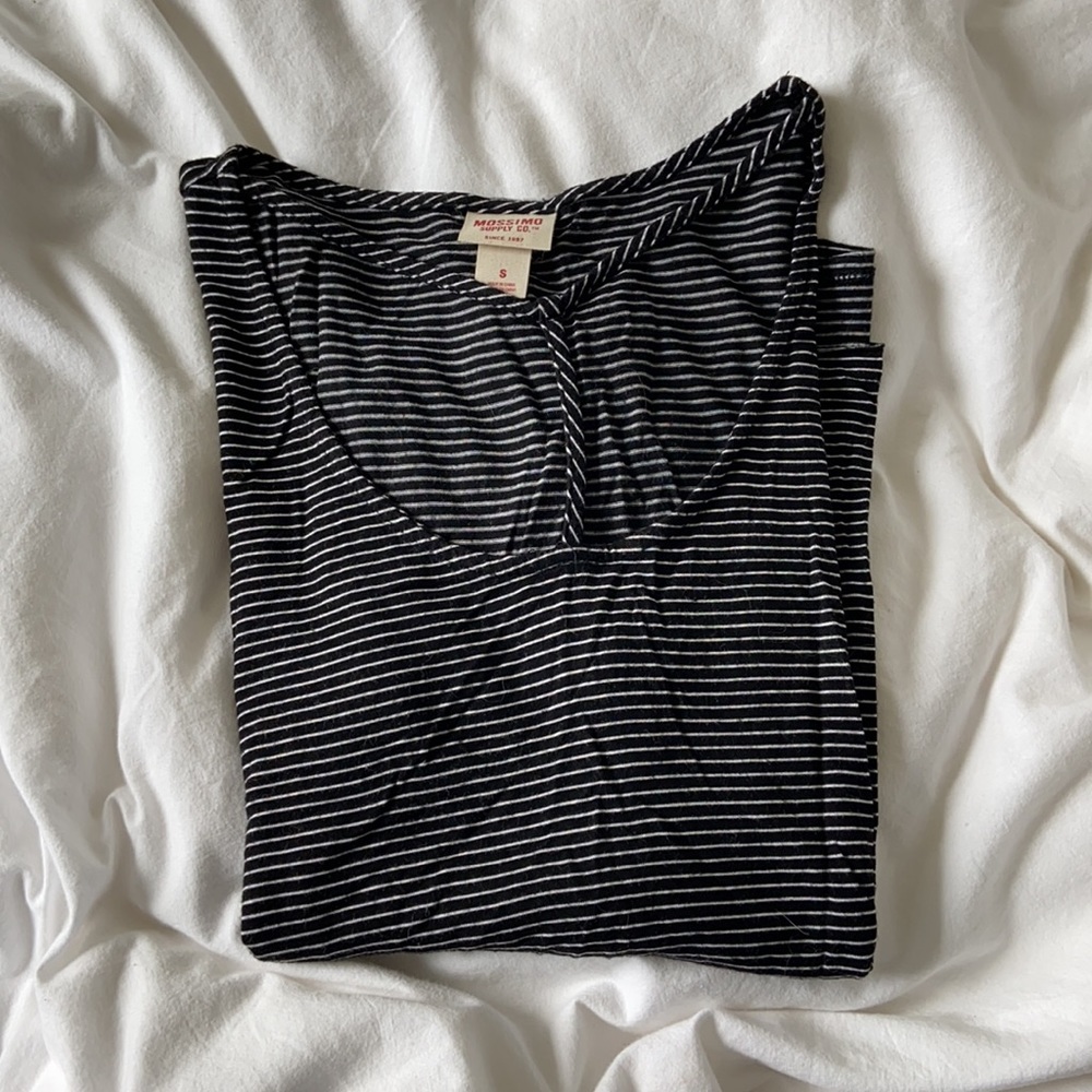 Short-sleeve Tee
